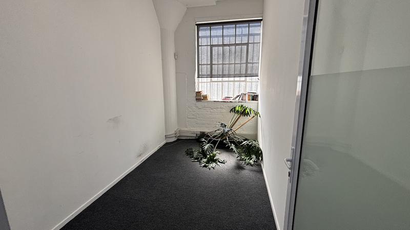 Commercial Property for Sale in Paarden Eiland Western Cape